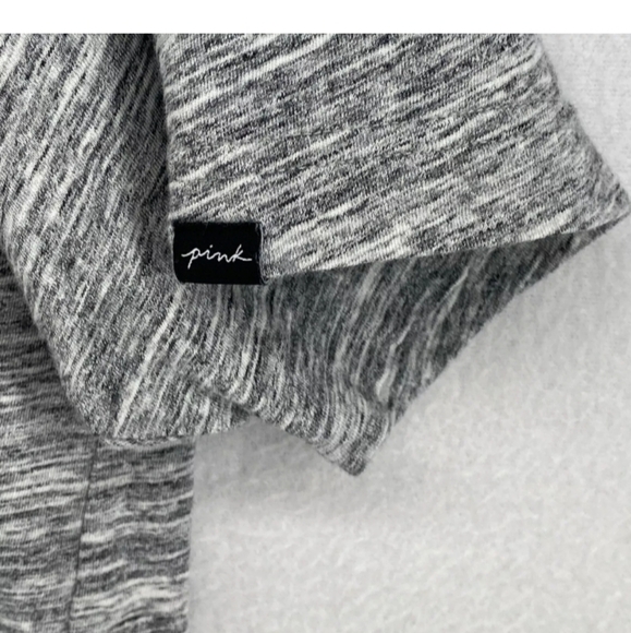 VICTORIA'S SECRET PINK Shirt One Size Embroidered Rainbow Heart Heather Gray - Picture 5 of 5